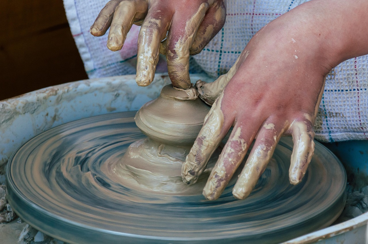 pixabay-pottery-8029275_1280
