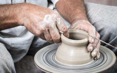 Beginner’s Guide to Your First Pottery Class